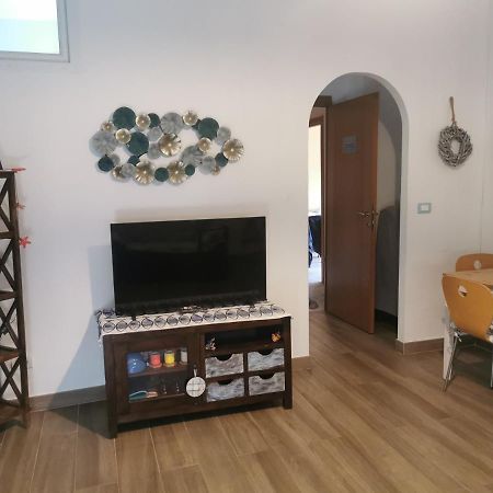 Il Mare Di Delfy Apartment Lido di Ostia Bagian luar foto